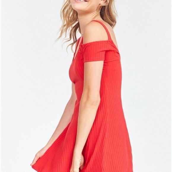 Silence + Noise Cold-Shoulder Ribbed Knit Dress - Picture 2 of 8